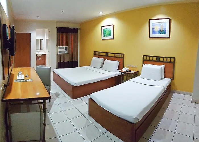Hotel Golden Valley