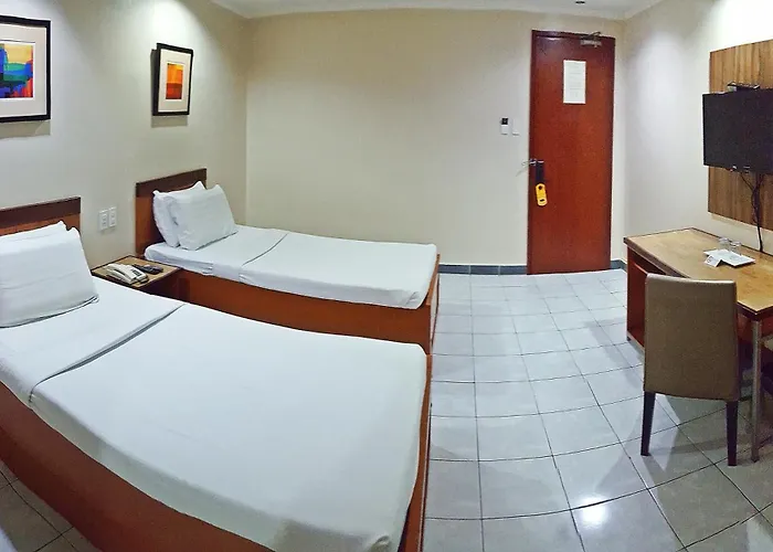 Golden Valley Hotel