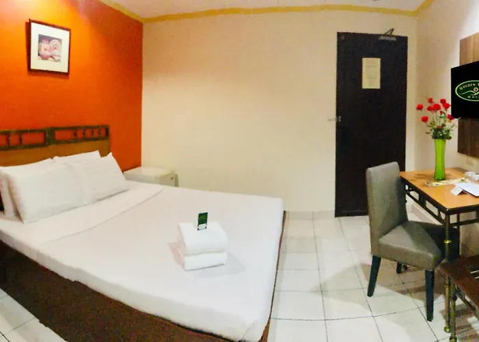 Golden Valley Hotel 2*