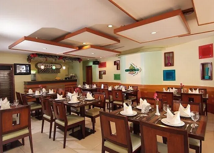 Golden Valley Hotel