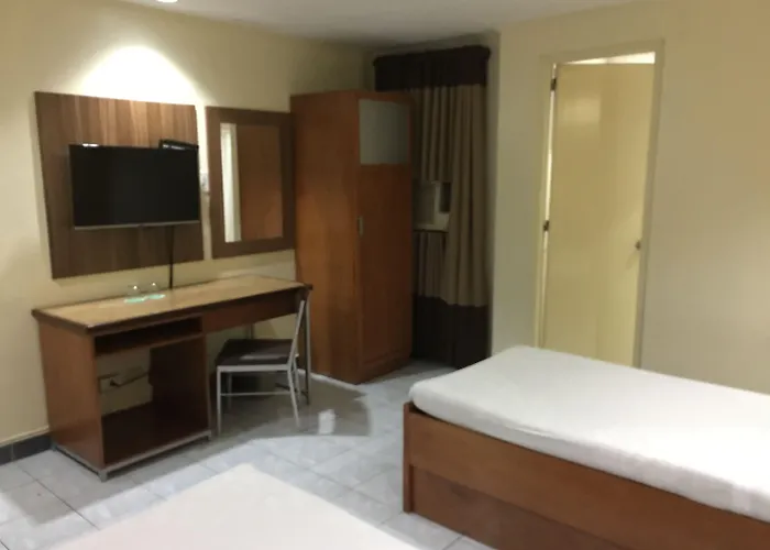 Hotel Golden Valley 2*