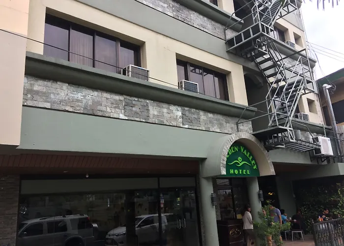 Golden Valley Hotel 2*